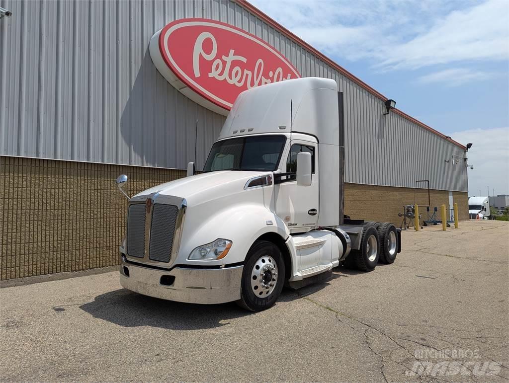 Kenworth T680 Naudoti vilkikai