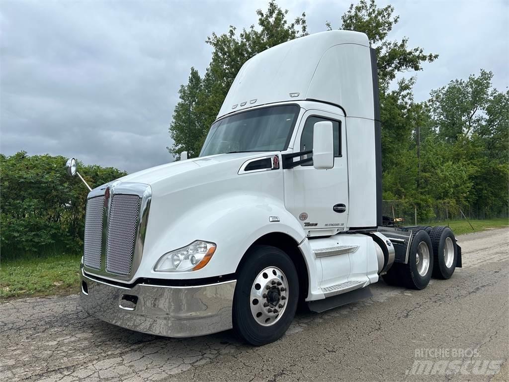 Kenworth T680 Naudoti vilkikai