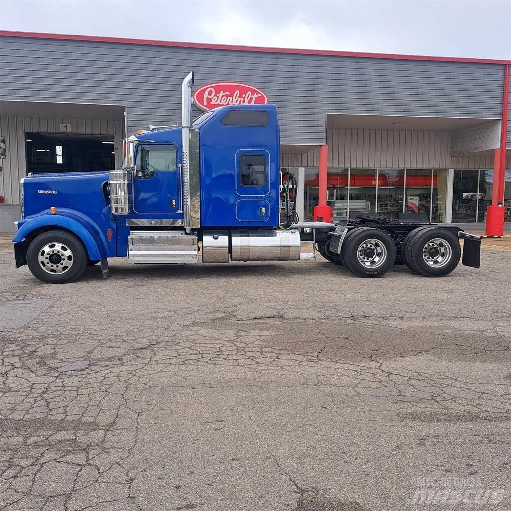 Kenworth W900 Naudoti vilkikai