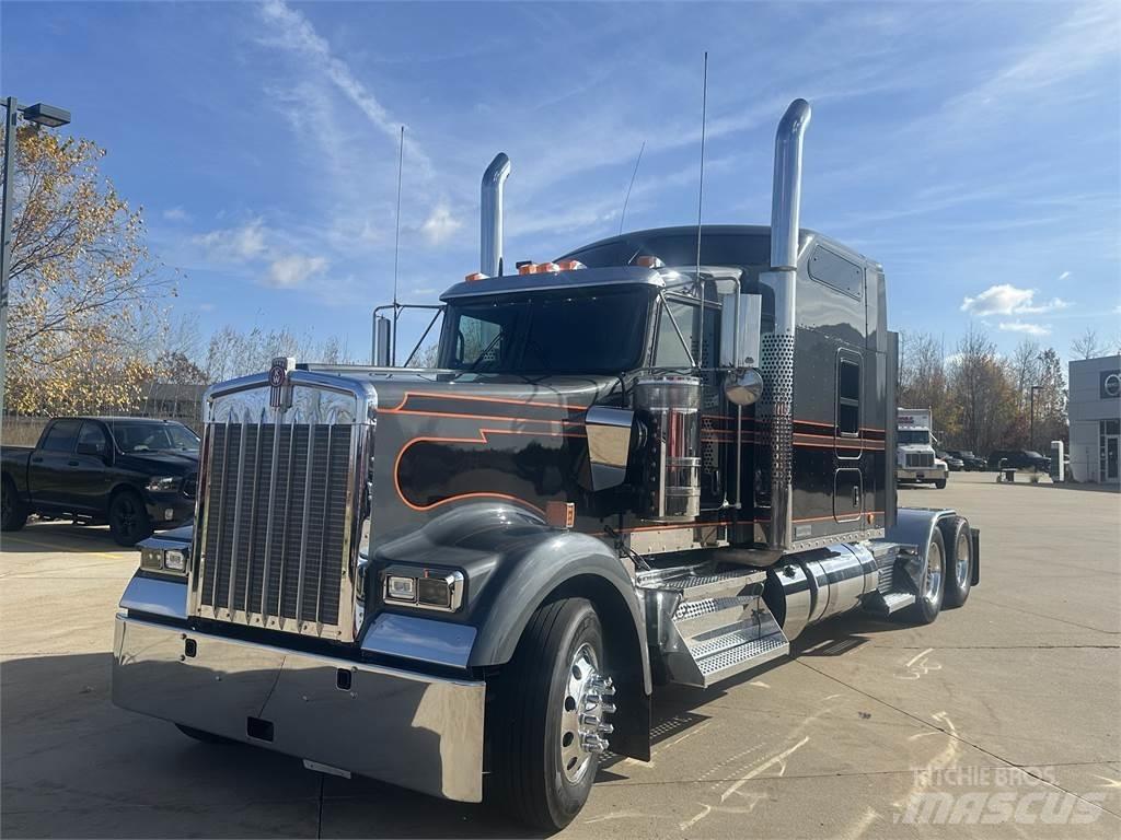 Kenworth W900 Naudoti vilkikai
