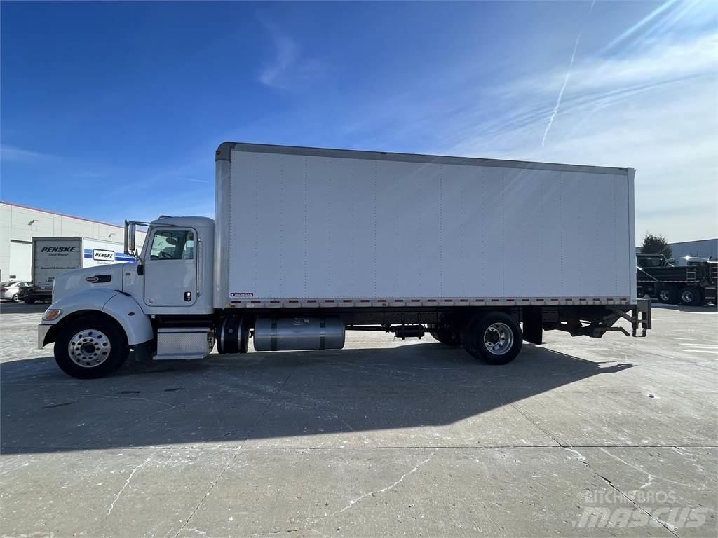 Peterbilt 337 Sunkvežimiai su dengtu kėbulu