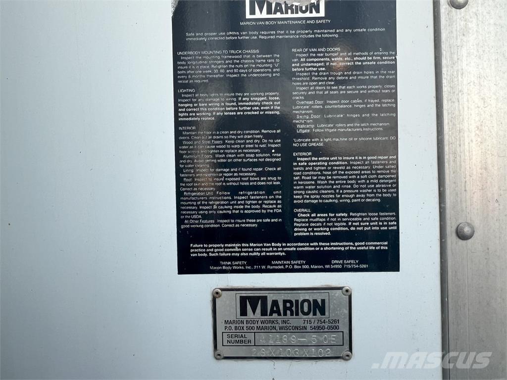 Peterbilt 337 Sunkvežimiai su dengtu kėbulu