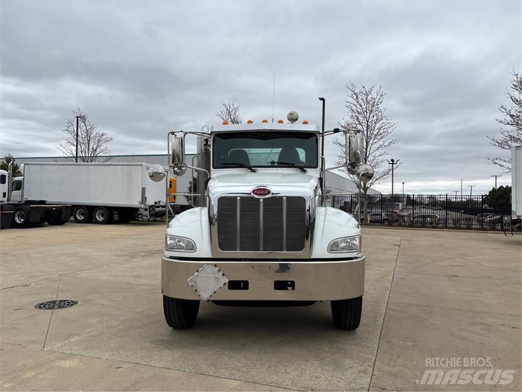 Peterbilt 337 Važiuoklė su kabina