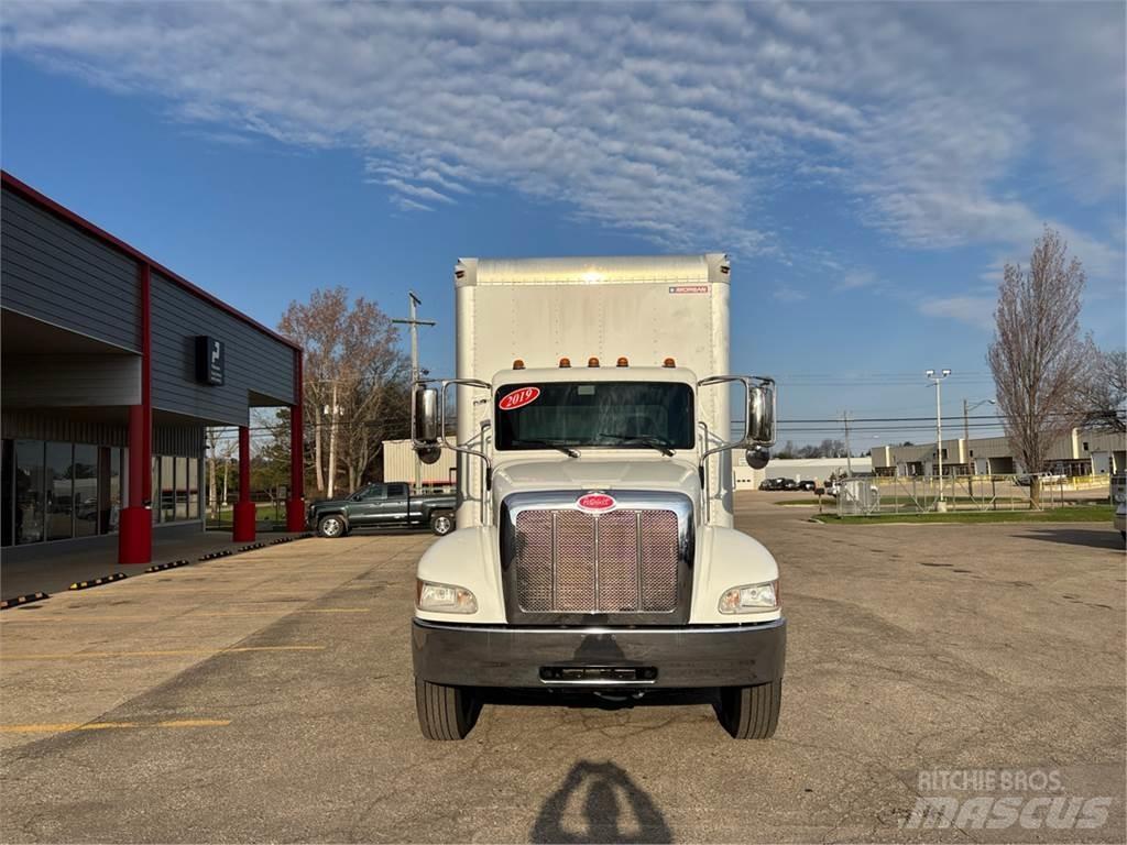 Peterbilt 337 Sunkvežimiai su dengtu kėbulu