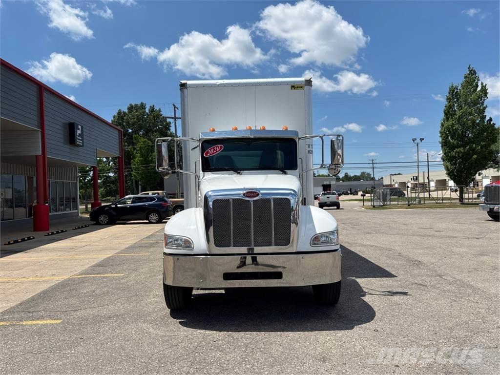 Peterbilt 337 Sunkvežimiai su dengtu kėbulu