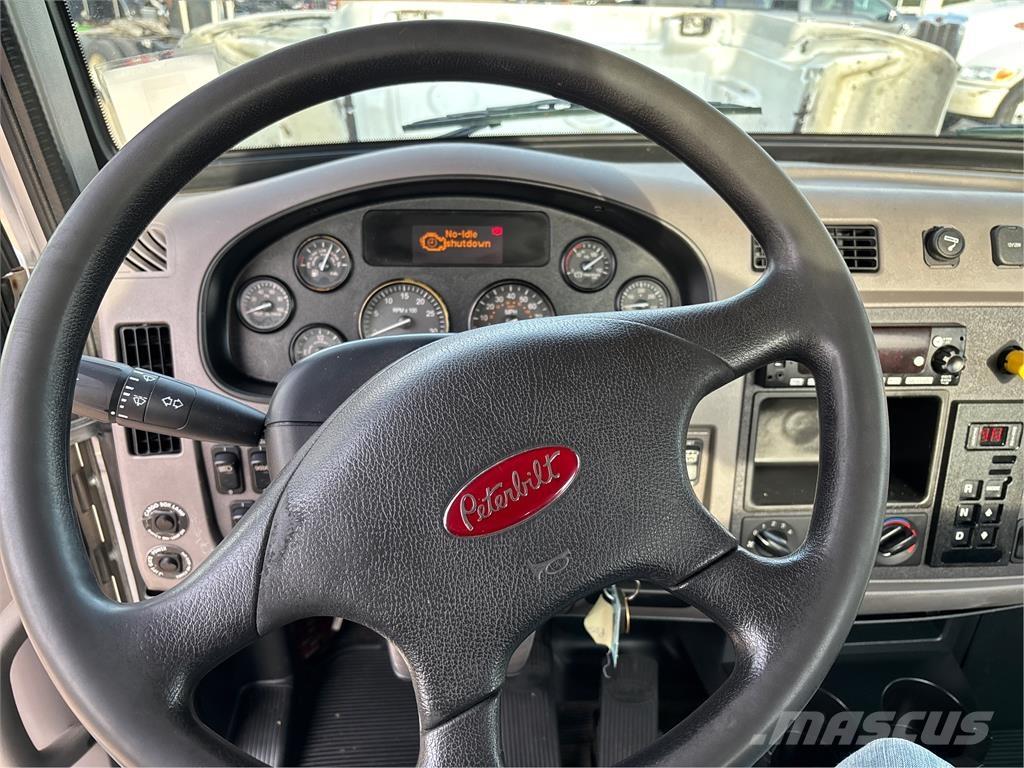 Peterbilt 337 Kita