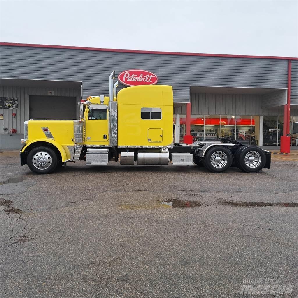 Peterbilt 389 Naudoti vilkikai