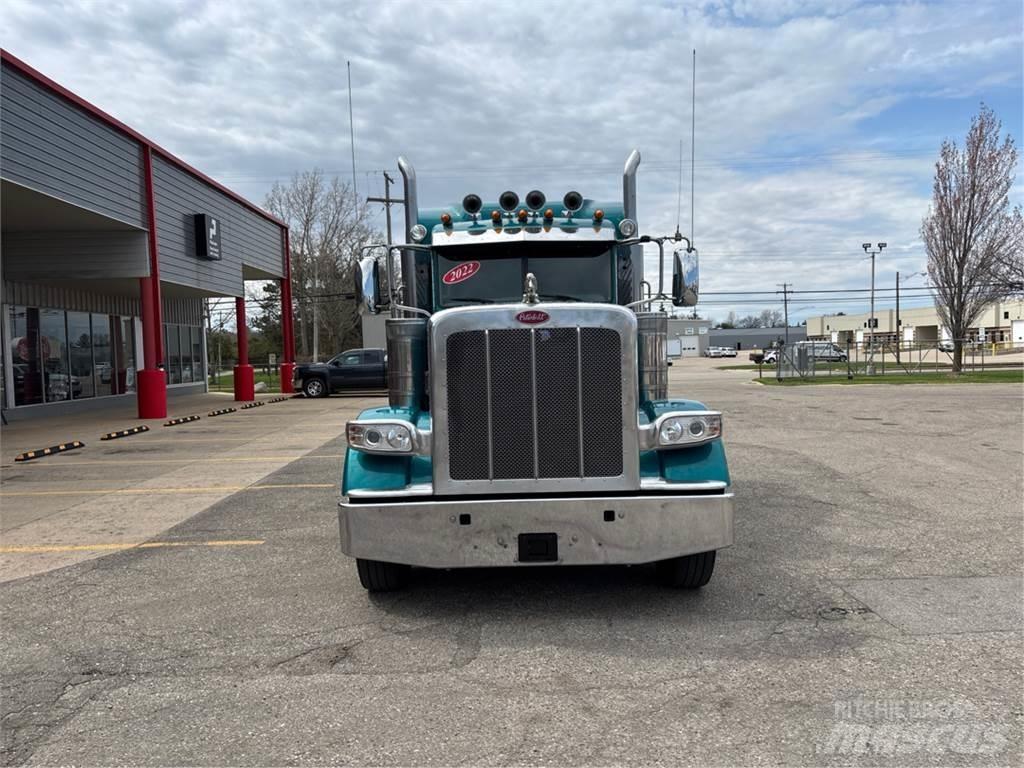 Peterbilt 389 Naudoti vilkikai