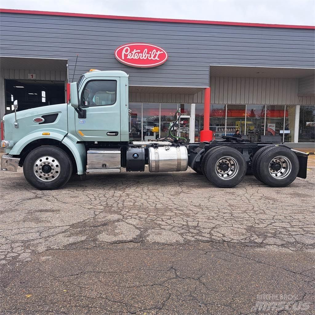 Peterbilt 567 Naudoti vilkikai