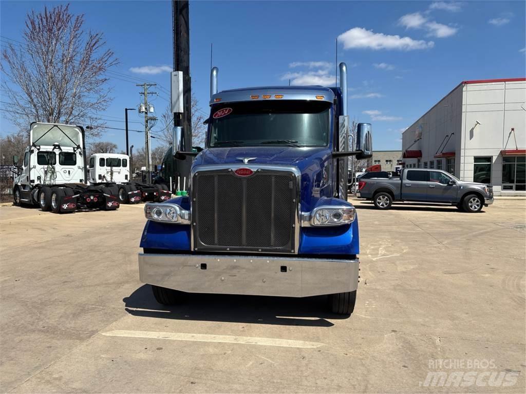 Peterbilt 567 Naudoti vilkikai