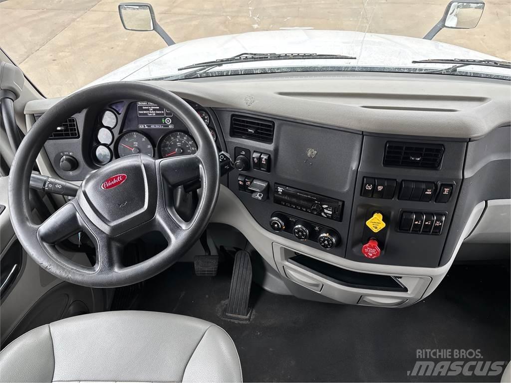 Peterbilt 579 Naudoti vilkikai