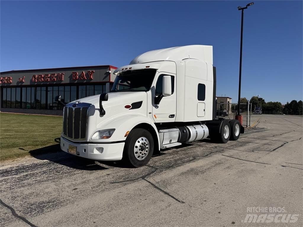 Peterbilt 579 Naudoti vilkikai