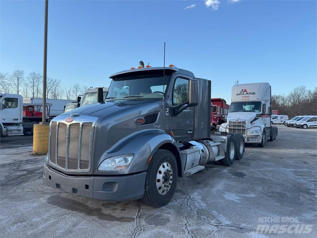 Peterbilt 579 Naudoti vilkikai
