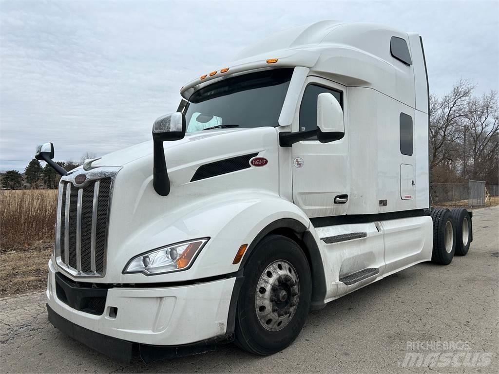 Peterbilt 579 Naudoti vilkikai