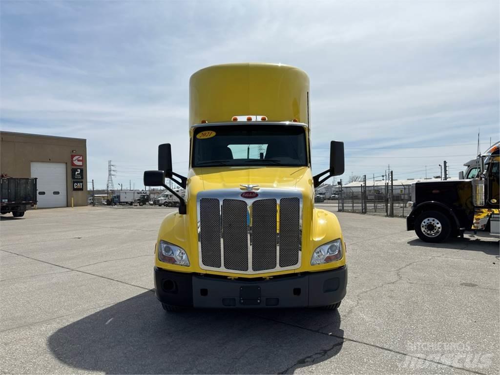 Peterbilt 579 Naudoti vilkikai