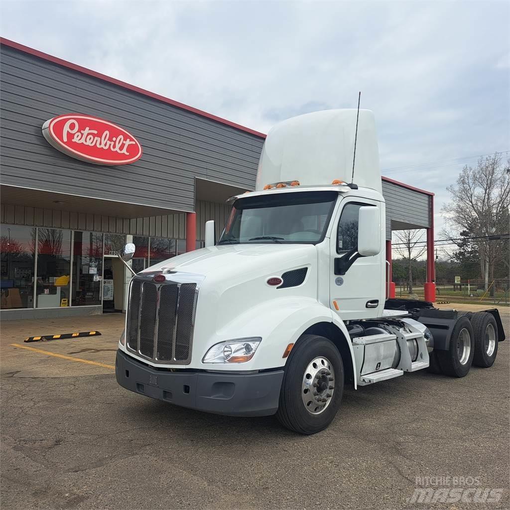 Peterbilt 579 Naudoti vilkikai