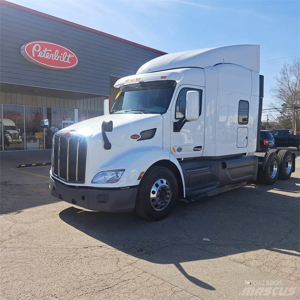Peterbilt 579 Naudoti vilkikai
