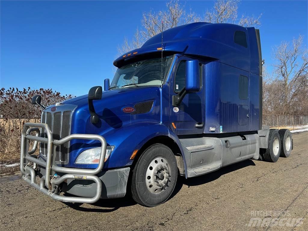 Peterbilt 579 Naudoti vilkikai