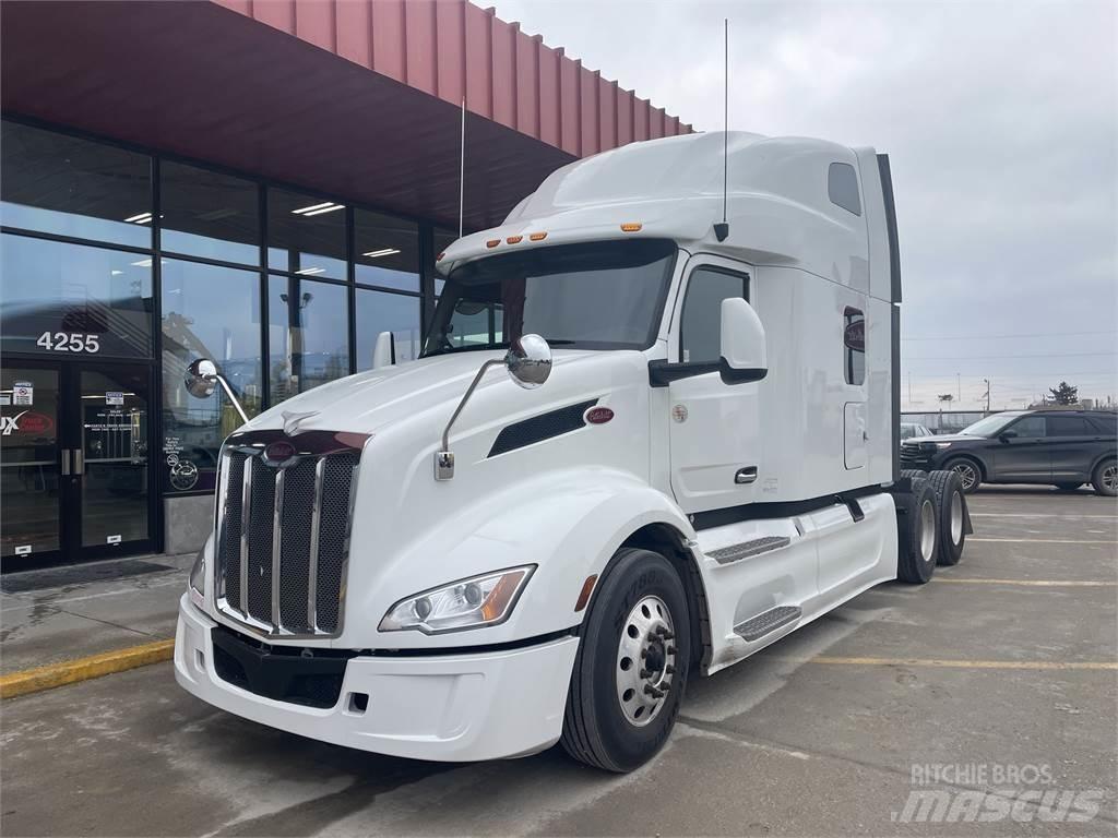 Peterbilt 579 Naudoti vilkikai