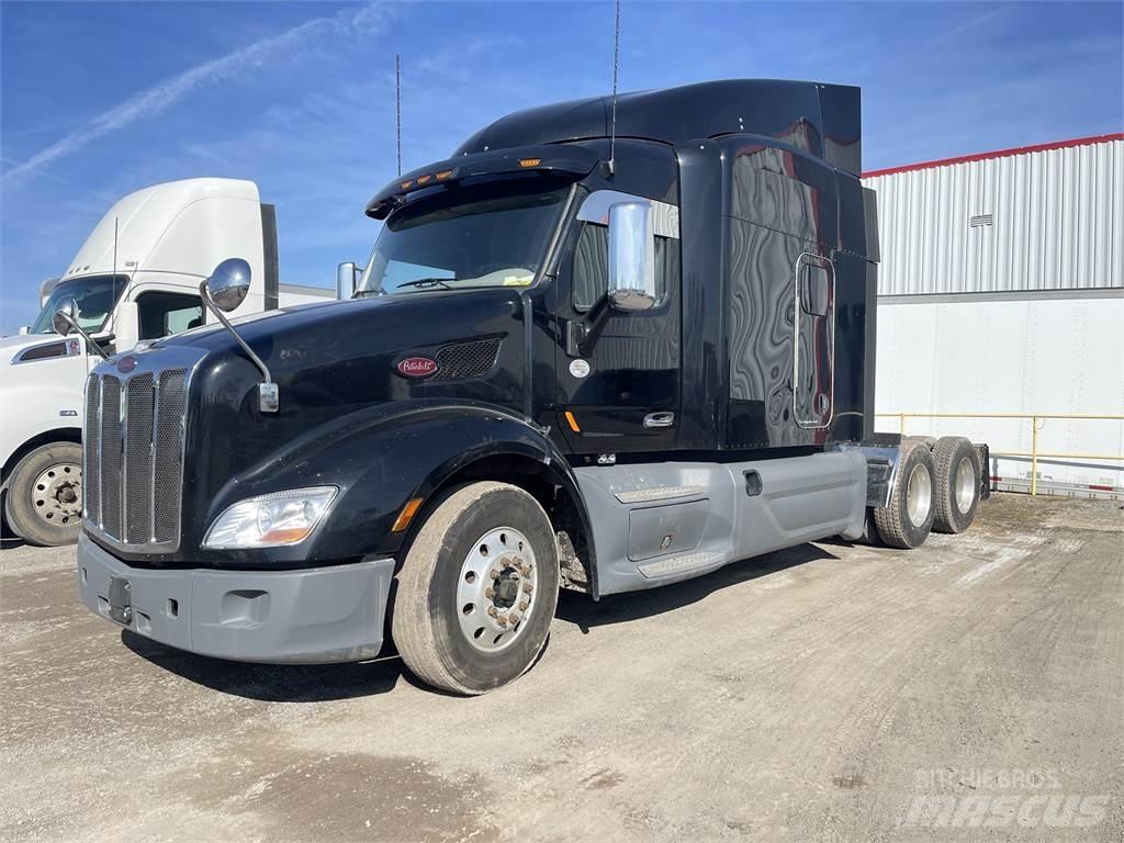 Peterbilt 579 Naudoti vilkikai