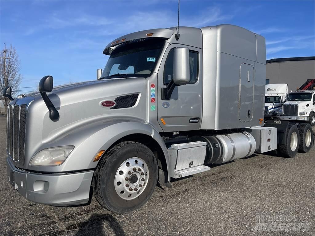 Peterbilt 579 Naudoti vilkikai