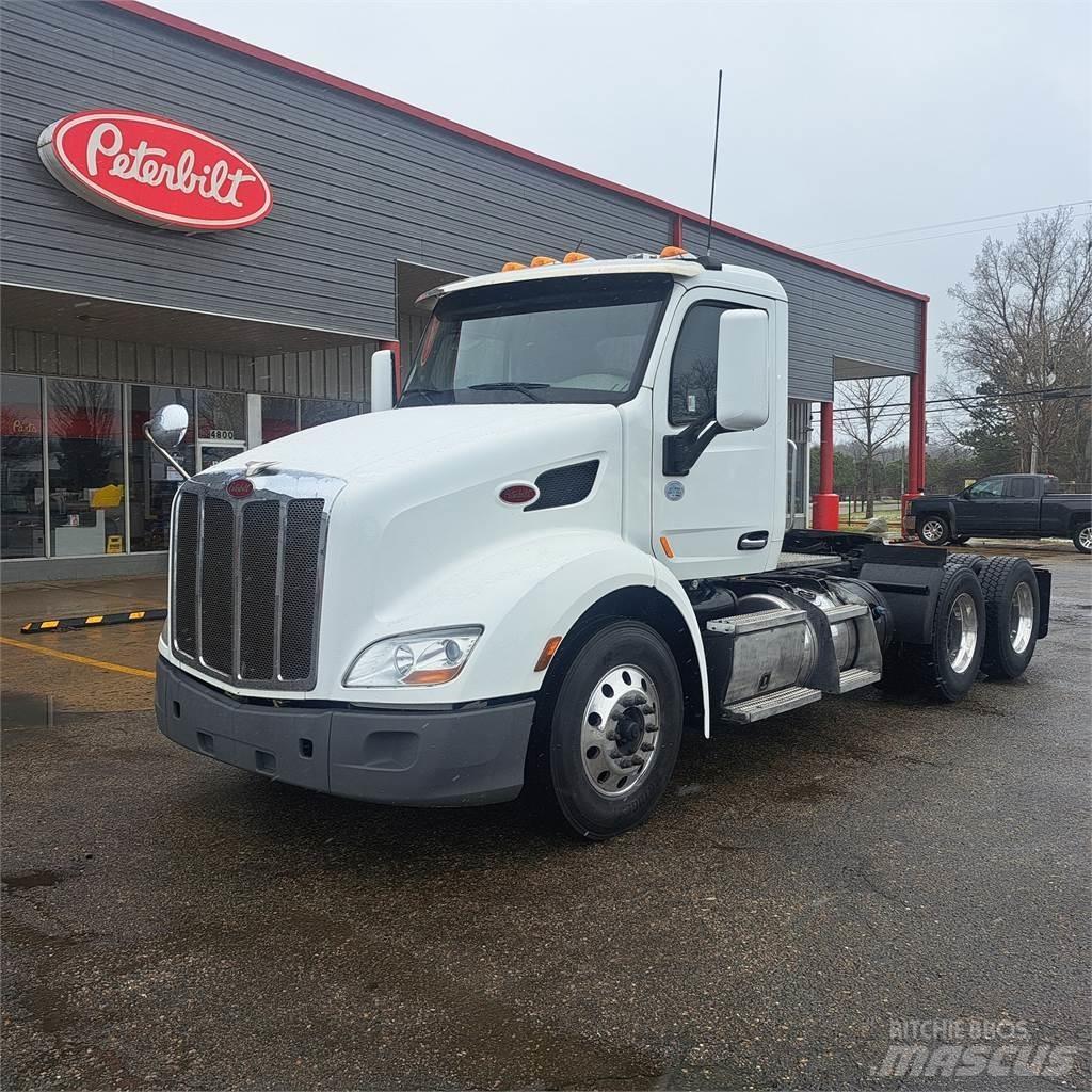 Peterbilt 579 Naudoti vilkikai