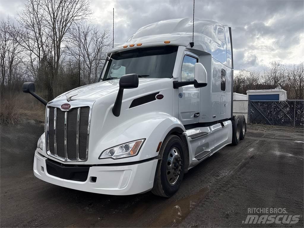 Peterbilt 579 Naudoti vilkikai