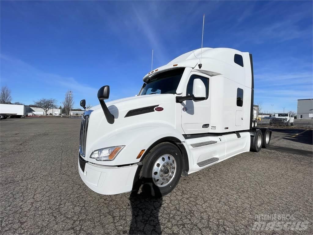 Peterbilt 579 Naudoti vilkikai