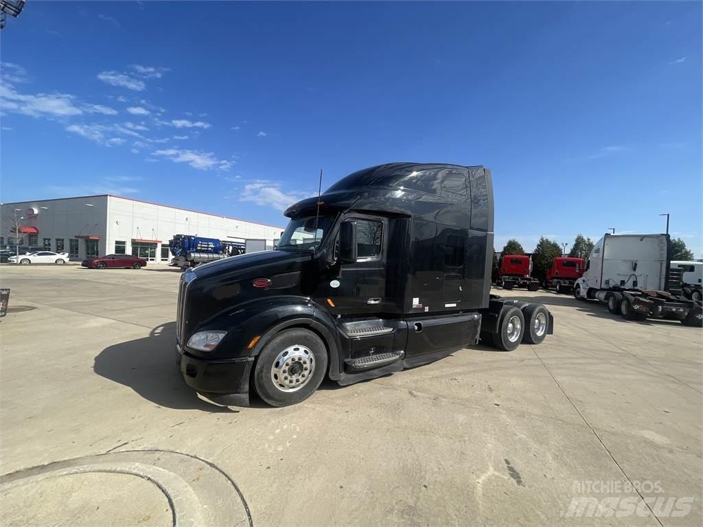 Peterbilt 579 Naudoti vilkikai