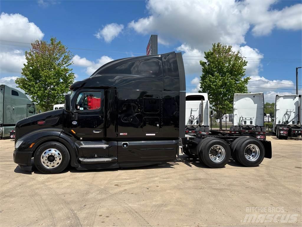 Peterbilt 579 Naudoti vilkikai