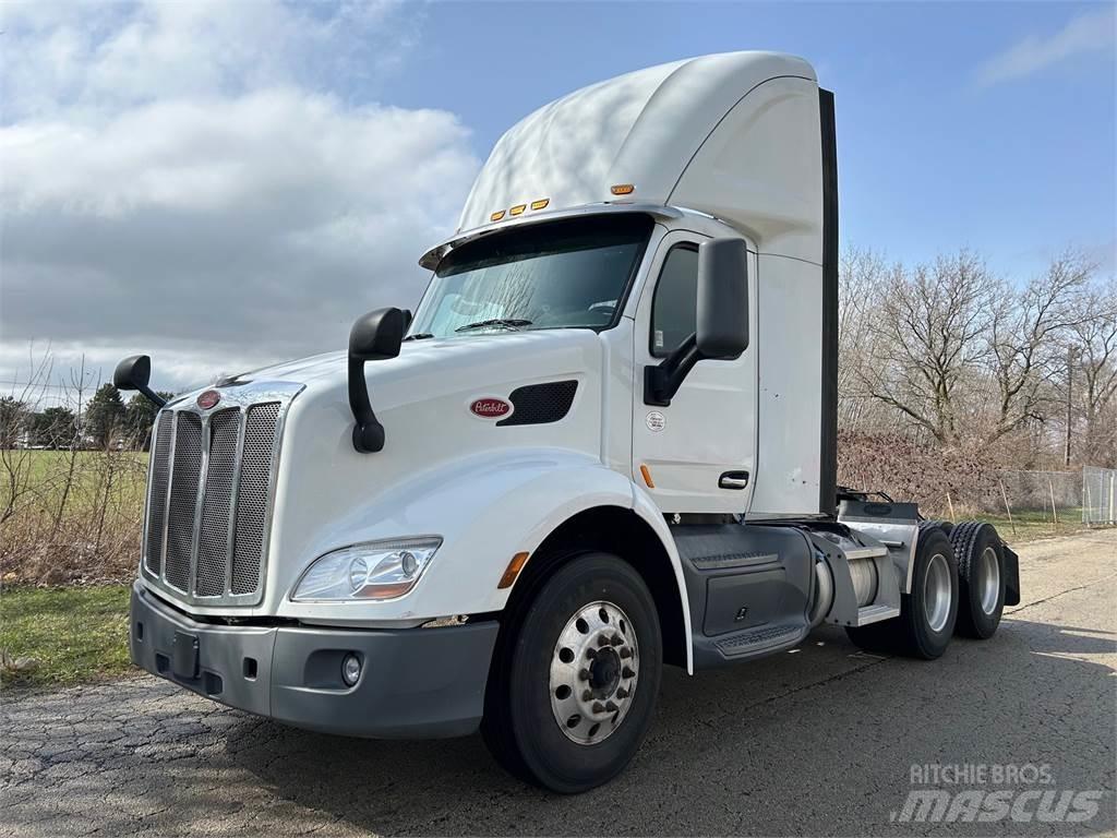 Peterbilt 579 Naudoti vilkikai