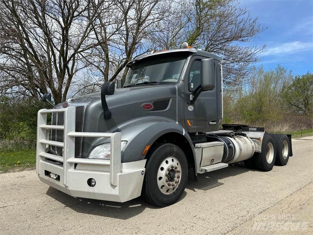 Peterbilt 579 Naudoti vilkikai