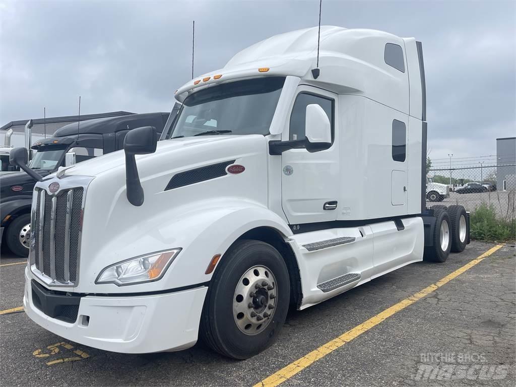 Peterbilt 579 Naudoti vilkikai
