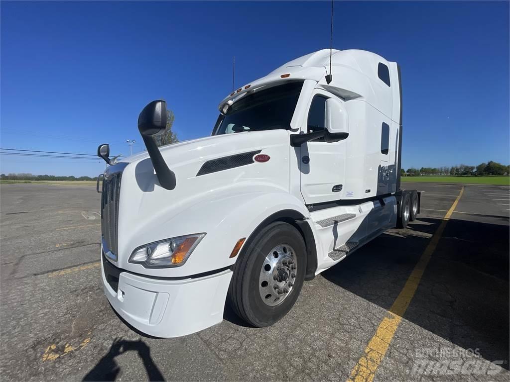 Peterbilt 579 Naudoti vilkikai