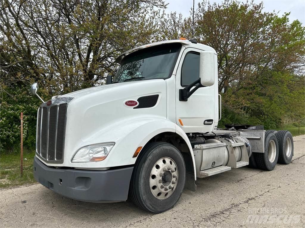 Peterbilt 579 Naudoti vilkikai