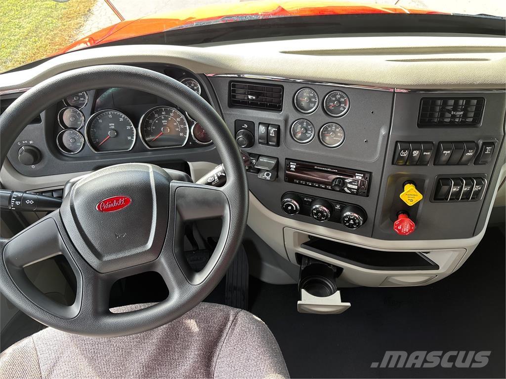Peterbilt 579 Naudoti vilkikai