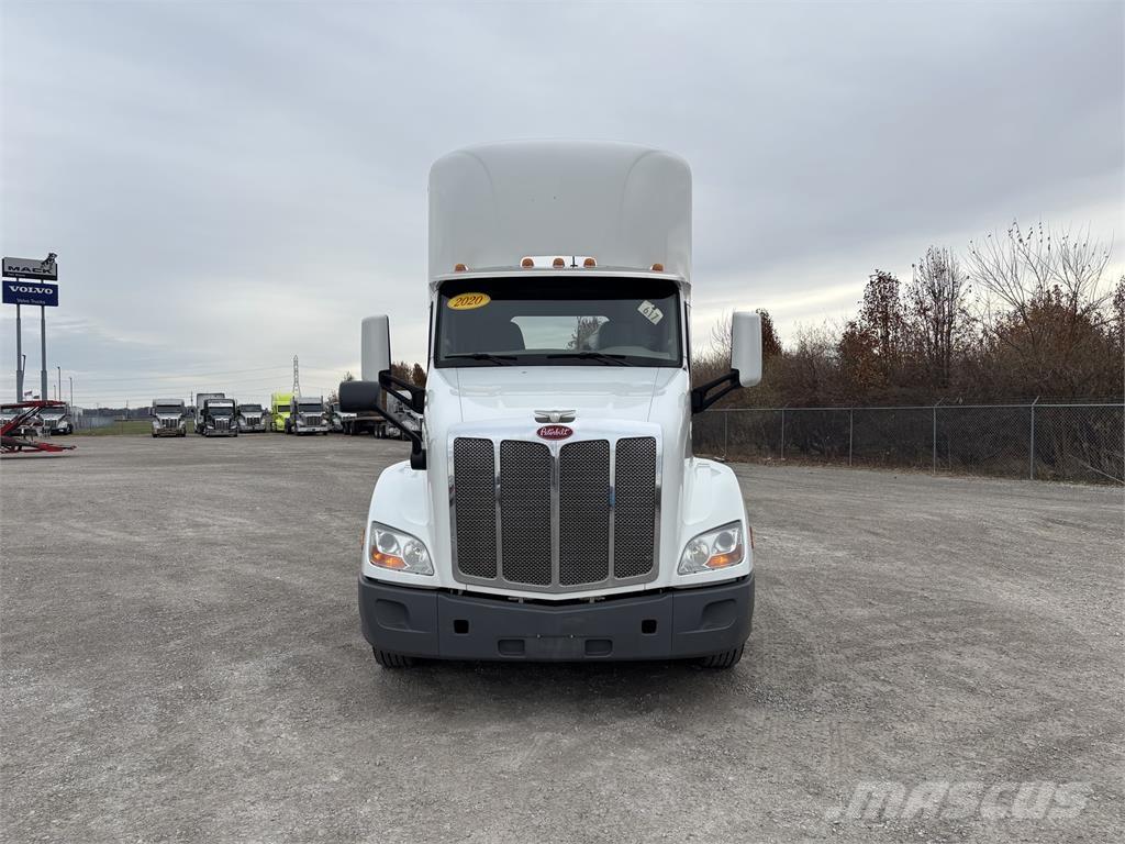 Peterbilt 579 Naudoti vilkikai