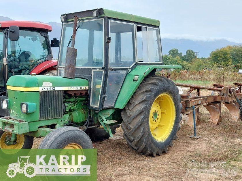 John Deere  Traktoriai