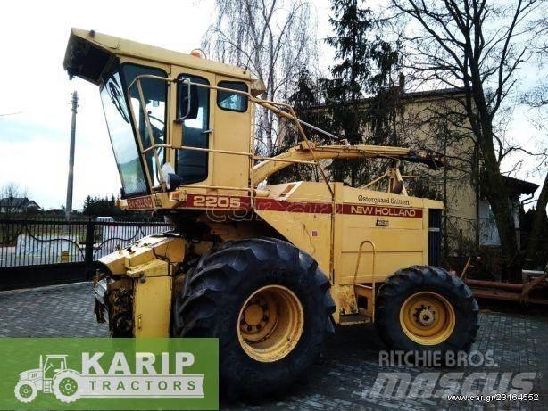 New Holland  Traktoriai