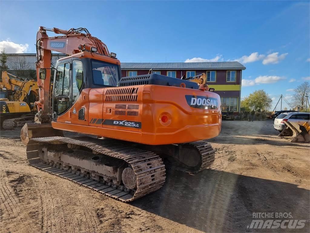 Doosan DX 225LC-3 Vikšriniai ekskavatoriai