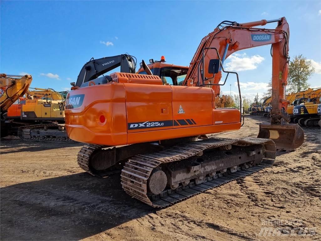 Doosan DX 225LC-3 Vikšriniai ekskavatoriai