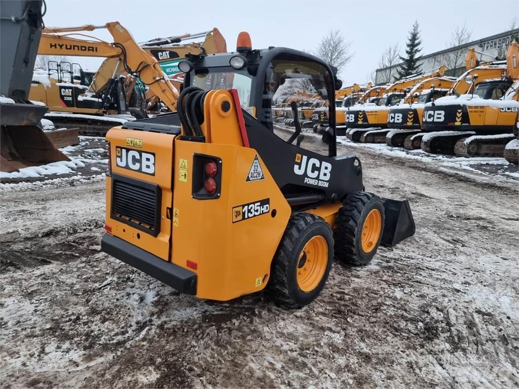 JCB 135HD Krautuvai su šoniniu pasukimu