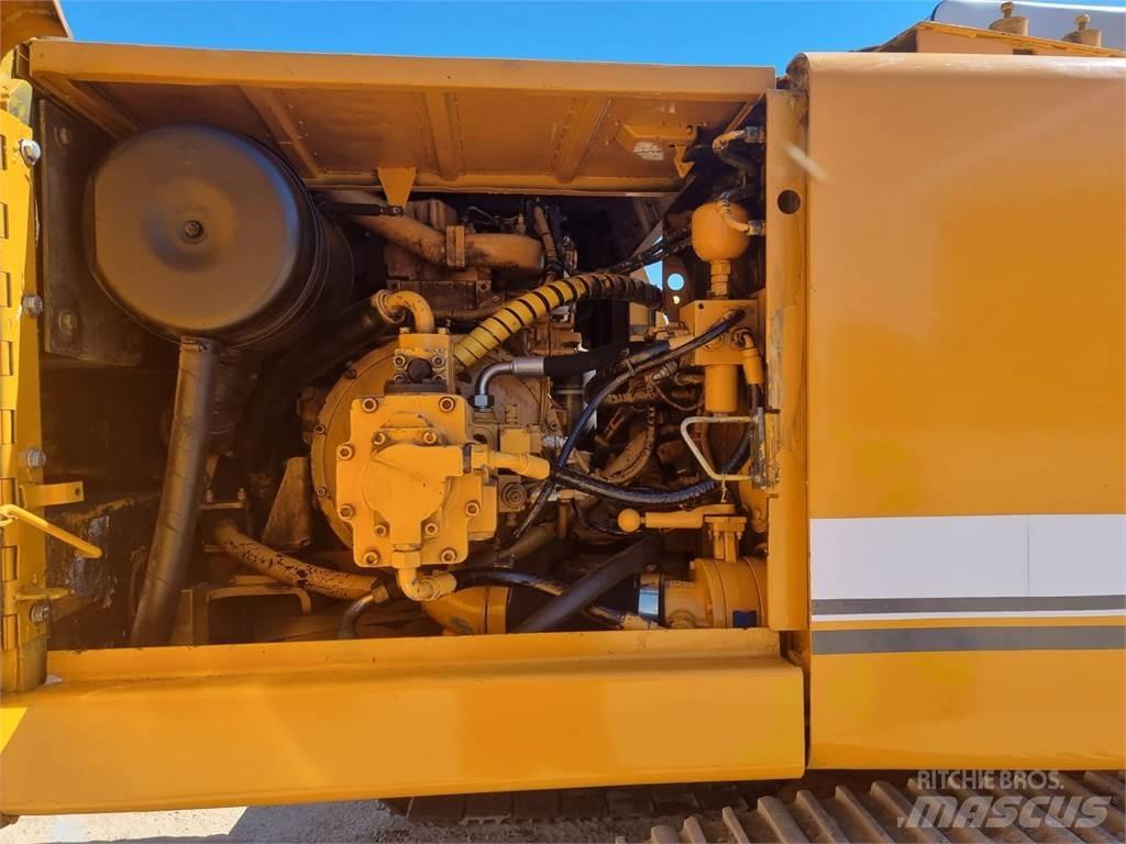 Liebherr R922 HDSL Vikšriniai ekskavatoriai