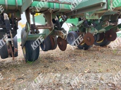 John Deere 1760NT Sėjamieji kombainai