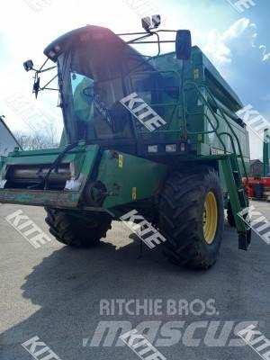 John Deere 2256 2WD Derliaus nuėmimo kombainai