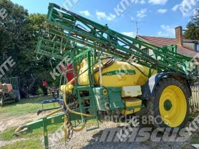 John Deere 732 Prikabinami purkštuvai