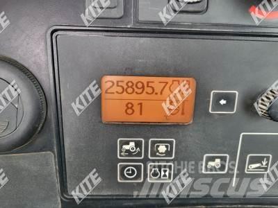 John Deere 8130 Traktoriai
