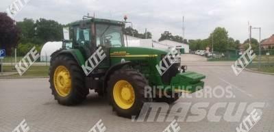 John Deere 8310 Traktoriai