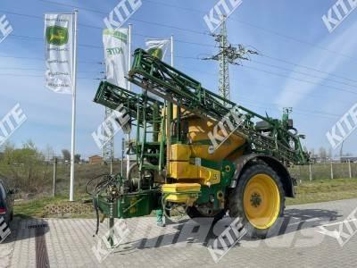 John Deere 832/18i Prikabinami purkštuvai