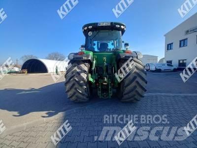 John Deere 8335R Traktoriai